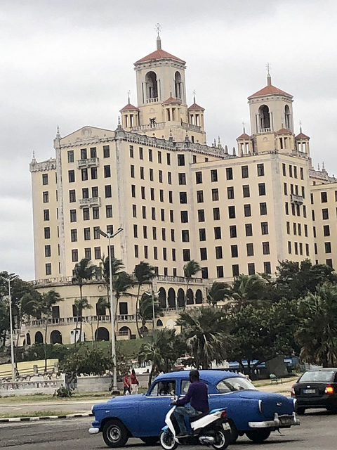 hotel nacional de cuba, classic car, 7 things to do in havana cuba