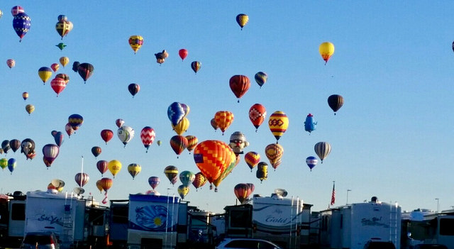 international balloon fiesta rv park, albuquerque, new mexico, hot air balloon