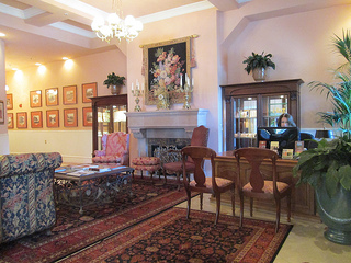 Napa River Inn lobby